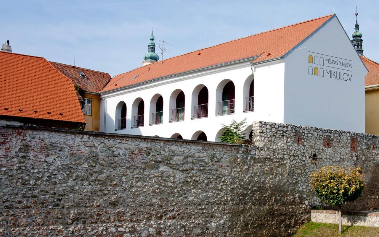 Mestsky Penzion Mikulov Hotel Exterior photo